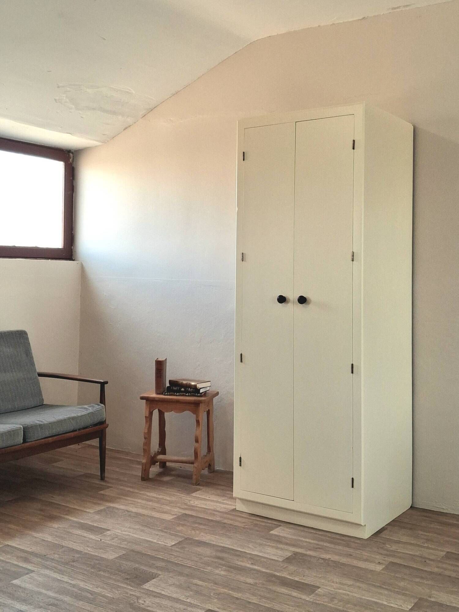 Wardrobe - Cloakroom