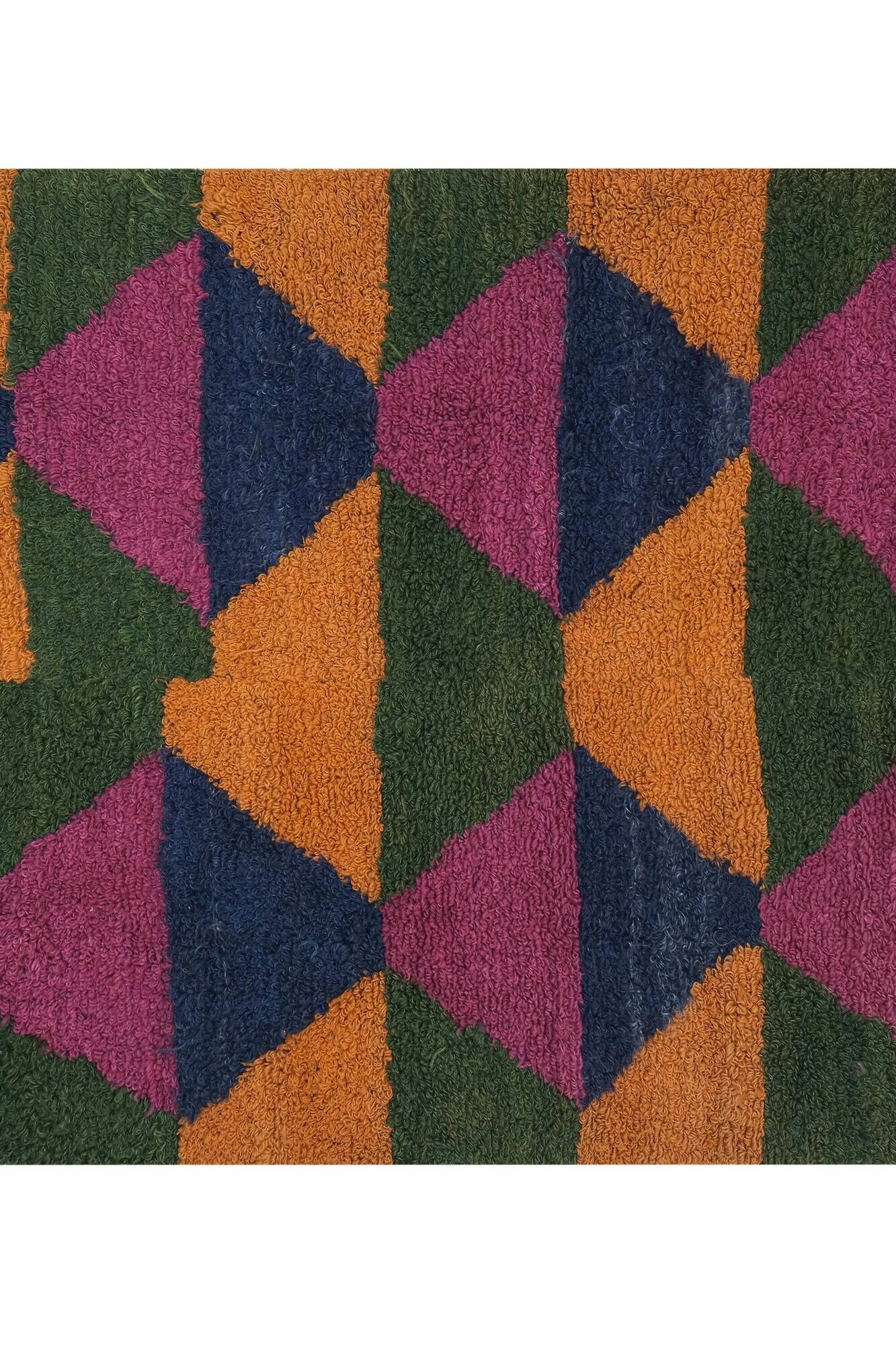 Vintage handmade Turkish rug 108x137 cm