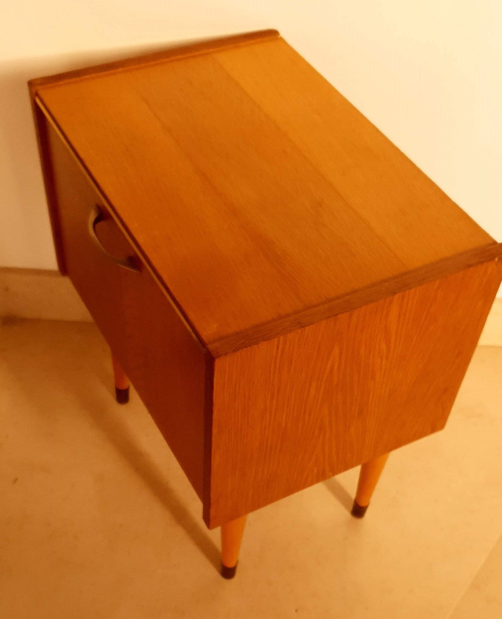 Vintage chevet annee 1960