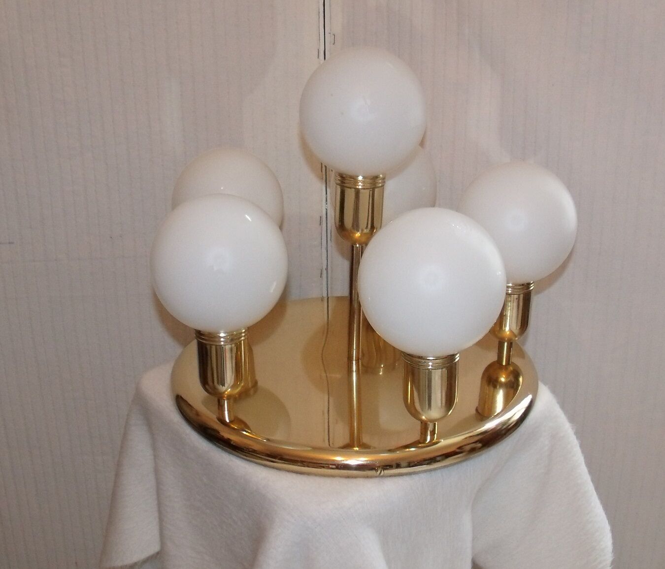 Ceiling lamp 6 opaline globes 1980