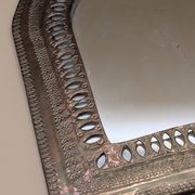 Antique gilded mirror with carved decoration – Ethnic/baroque style