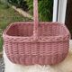 Panier en rotin rose