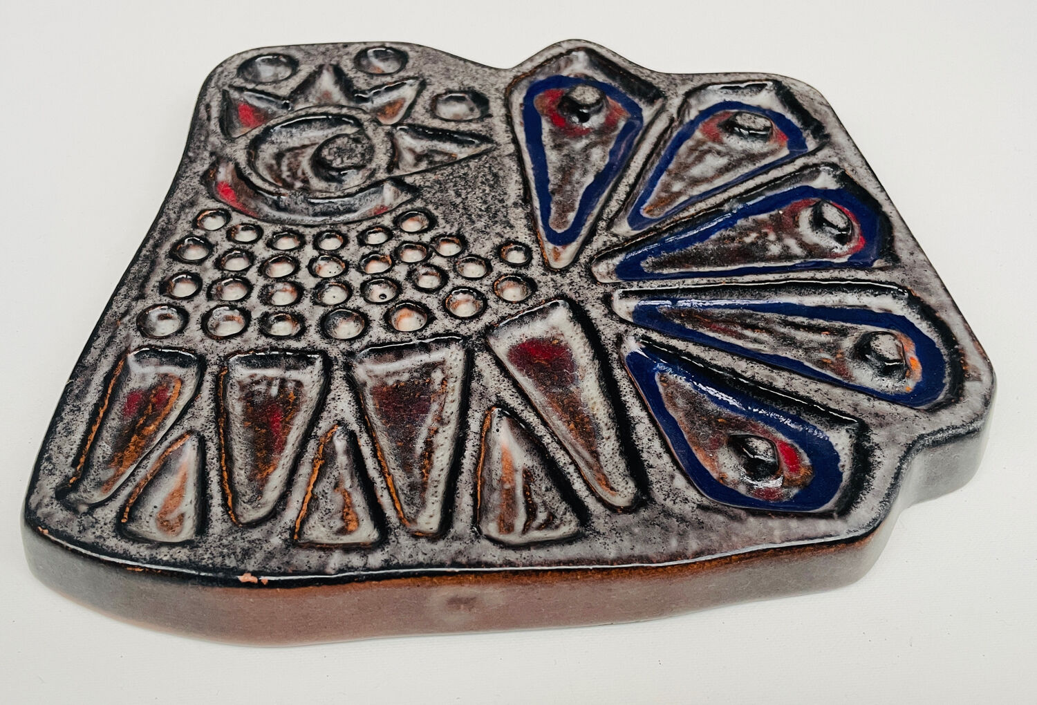 Vintage Scandinavian wall ceramic – Stylised hen – 1960s