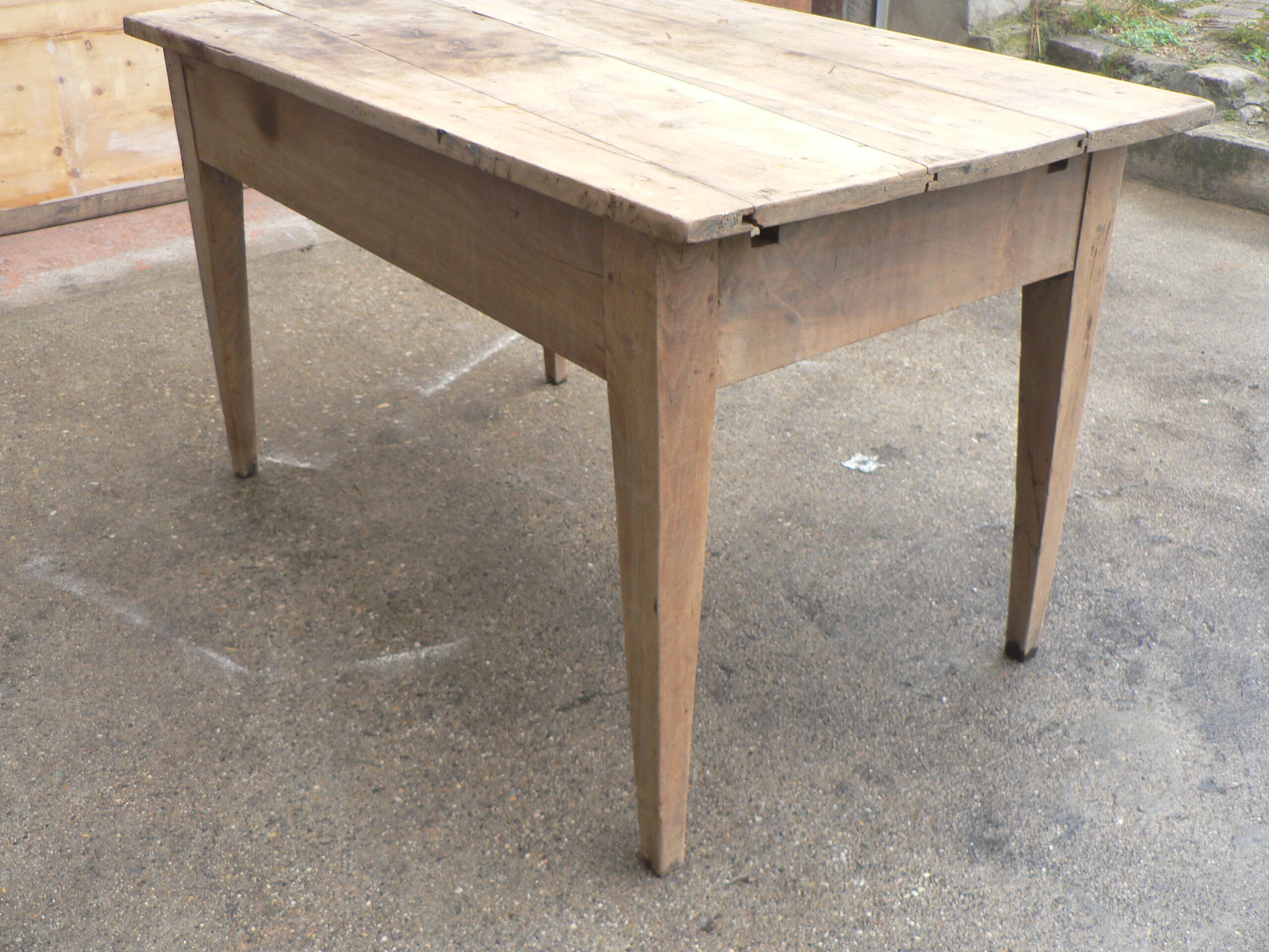 Farm drawer table