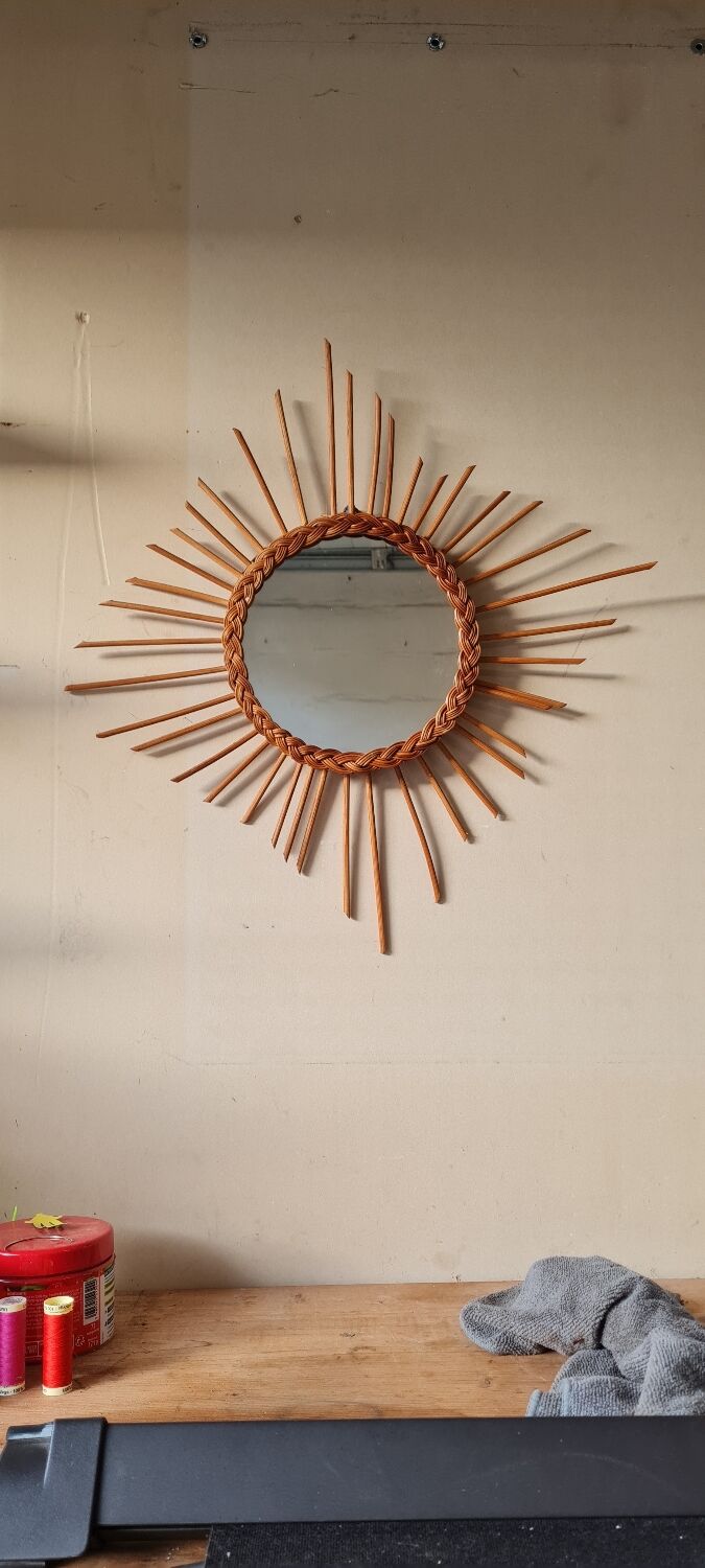 Rattan sun mirror