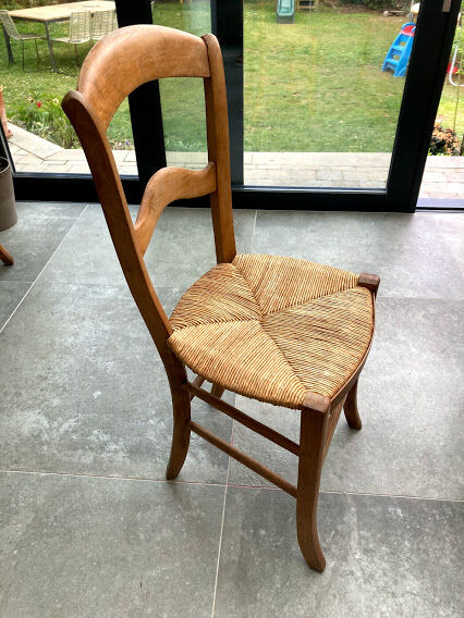 Chaises paillées