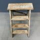 Escaliers ou marches en brocante gris clair