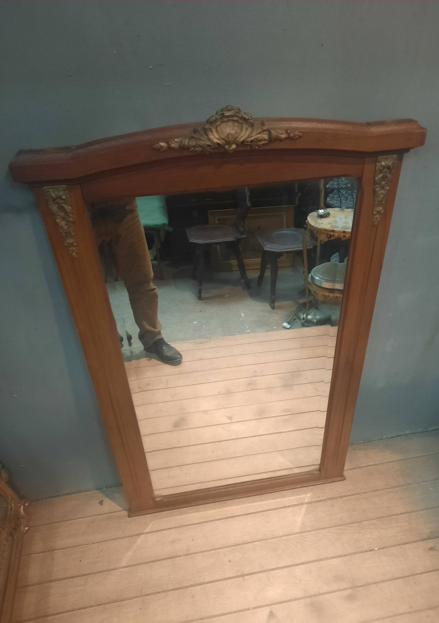 Mirroir biseauté, cadre en bois