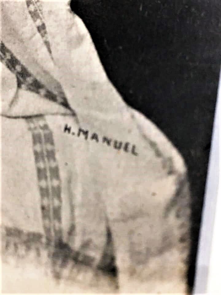 Tableau comportant 6 cartes postales anciennes sous verre d'h. manuel sur le thème des épices