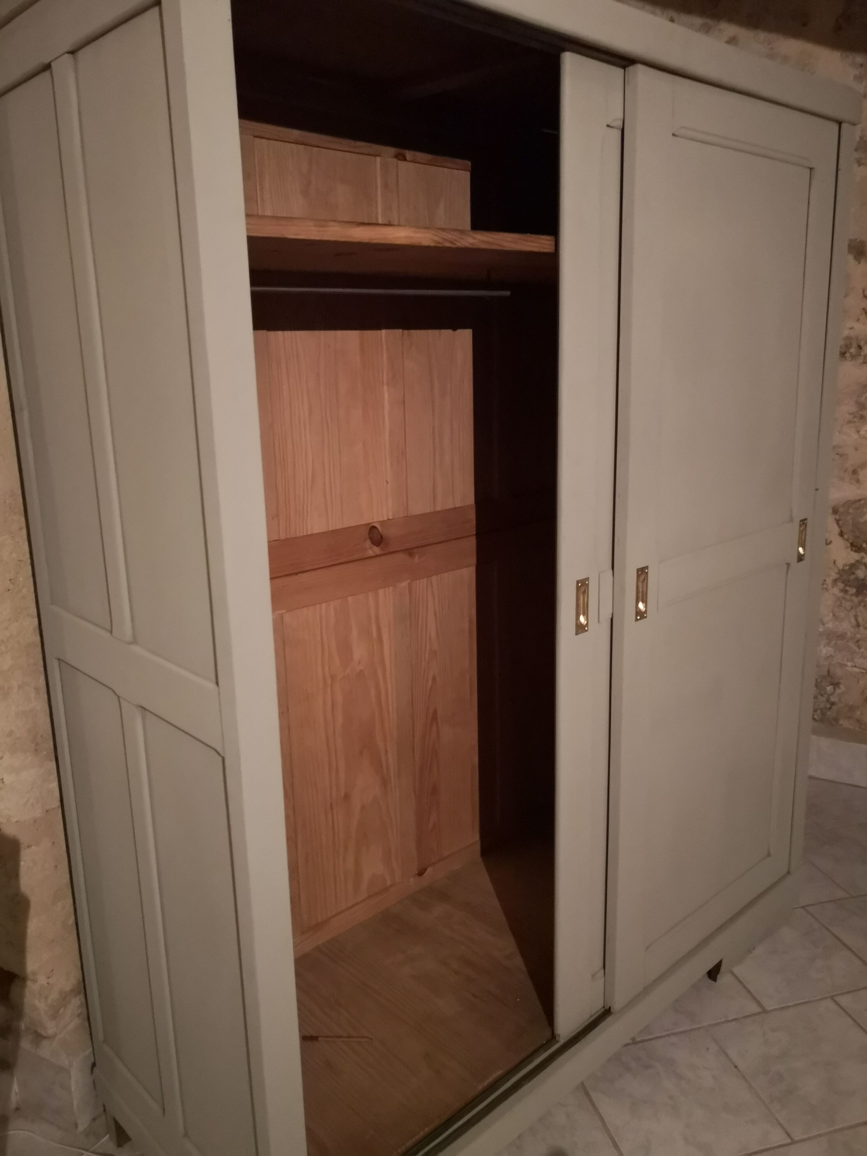 Armoire, penderie, vestiaire d'entrée
