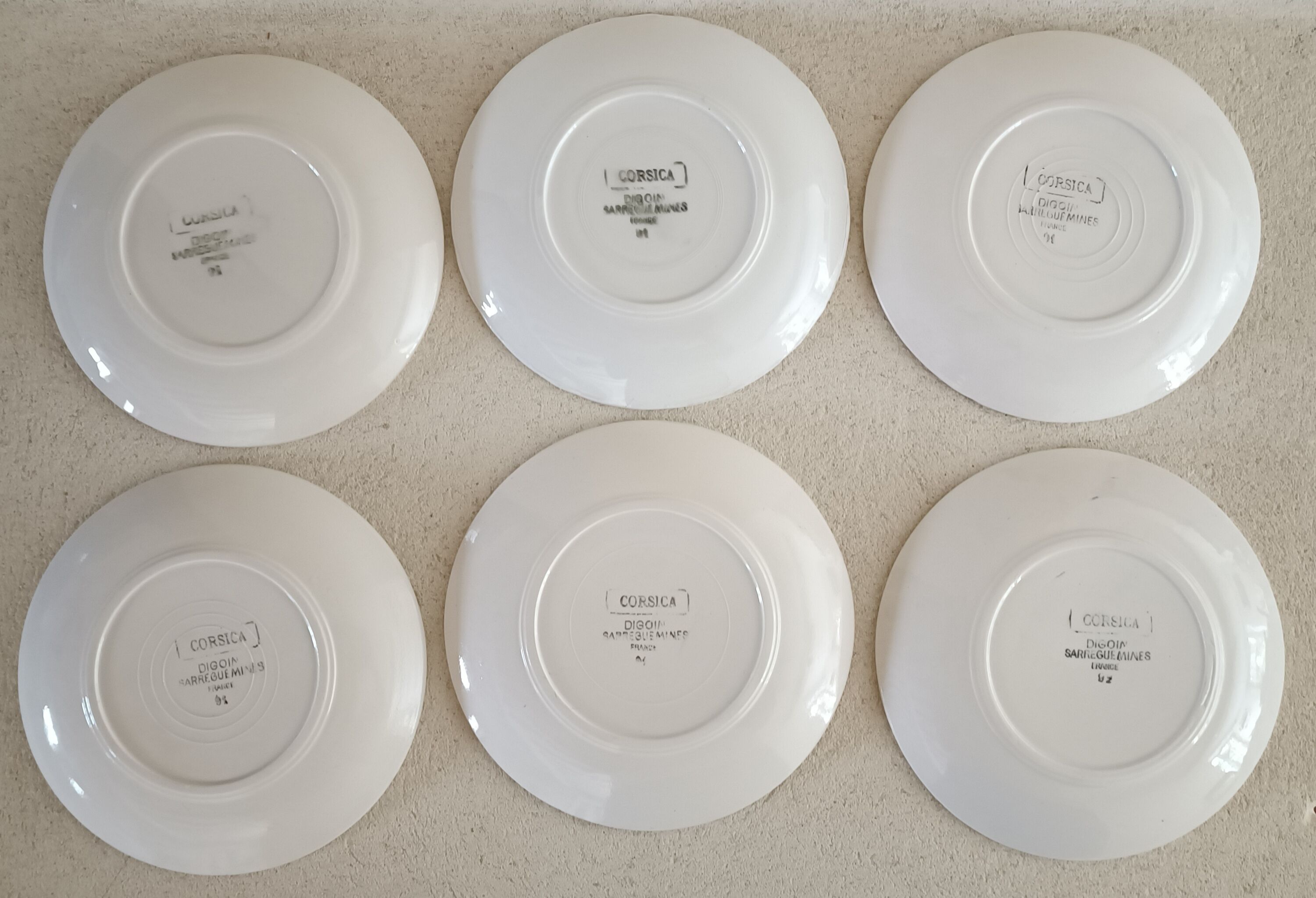 6 Digoin cups and saucers, sugar bowl and milk jug