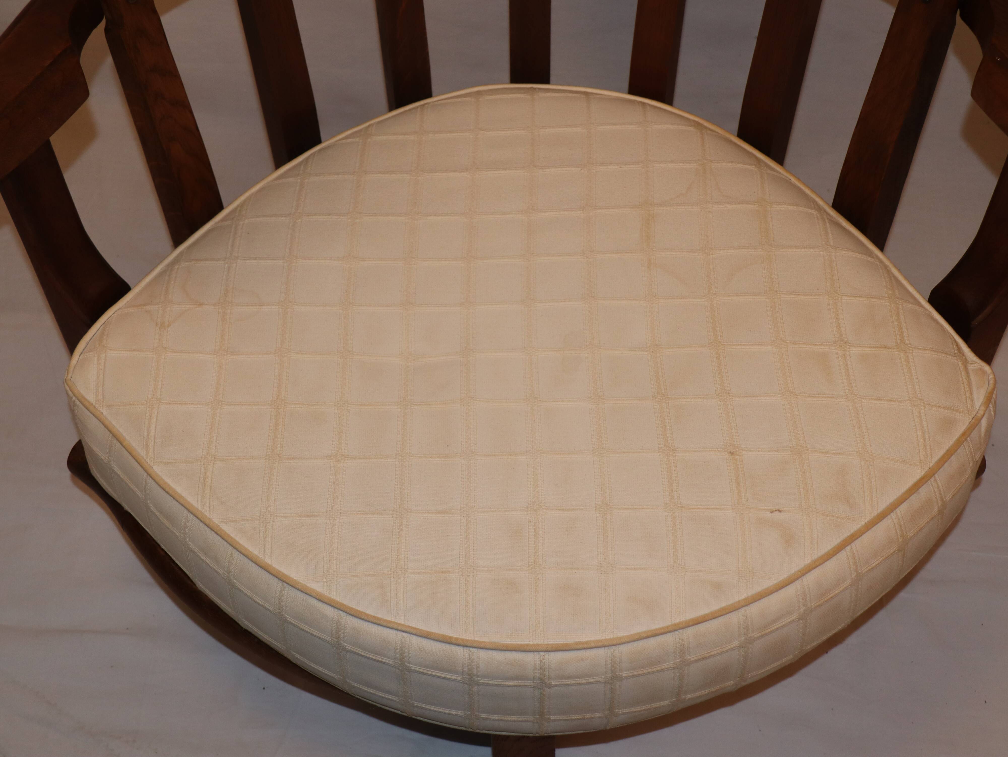 Fauteuil de Guillerme et Chambron 1960
