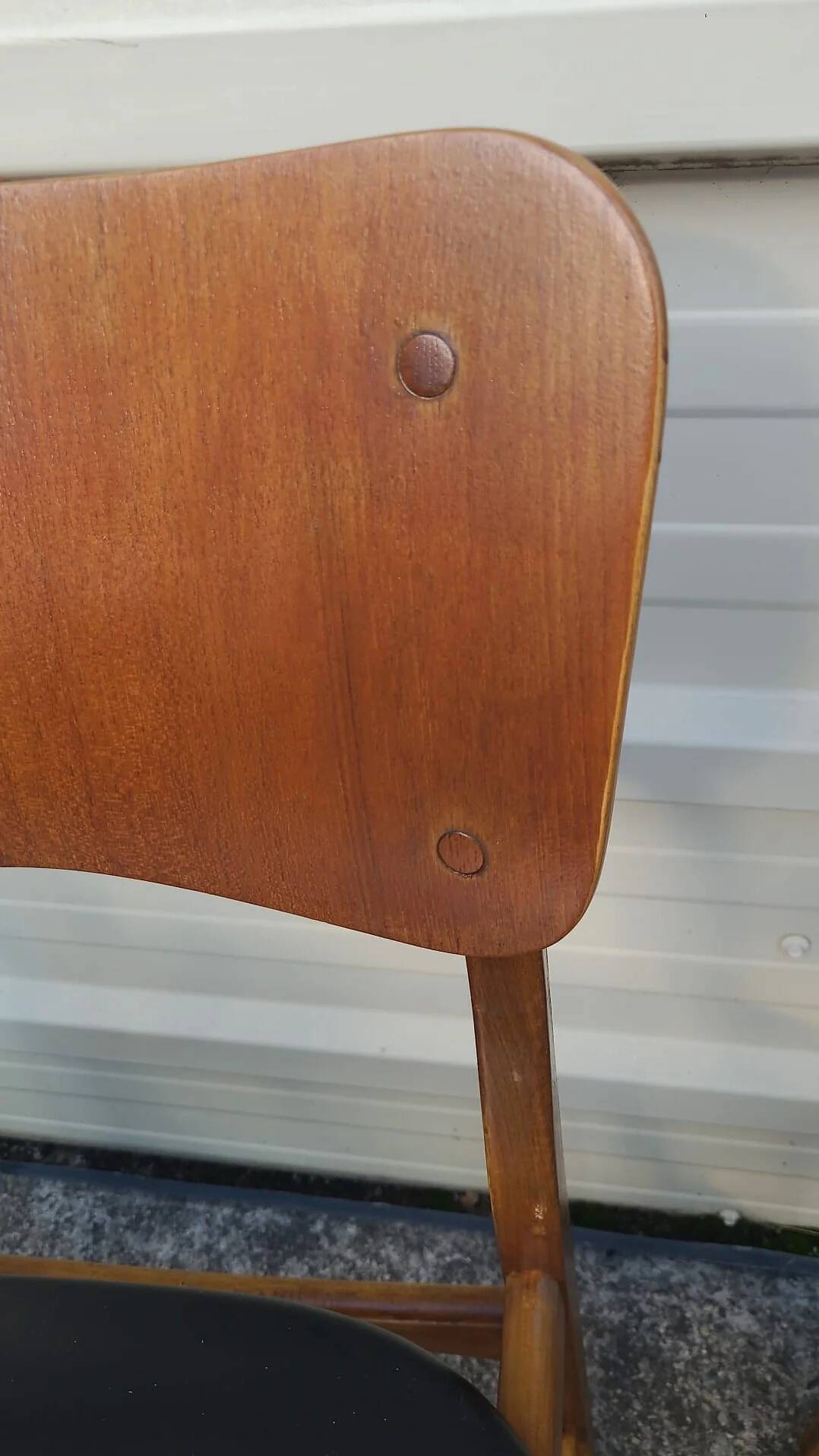 Set of 2 vintage Scandinavian chairs in teak and black faux leather by Kofod-Larsen, Denmark, 1960s.