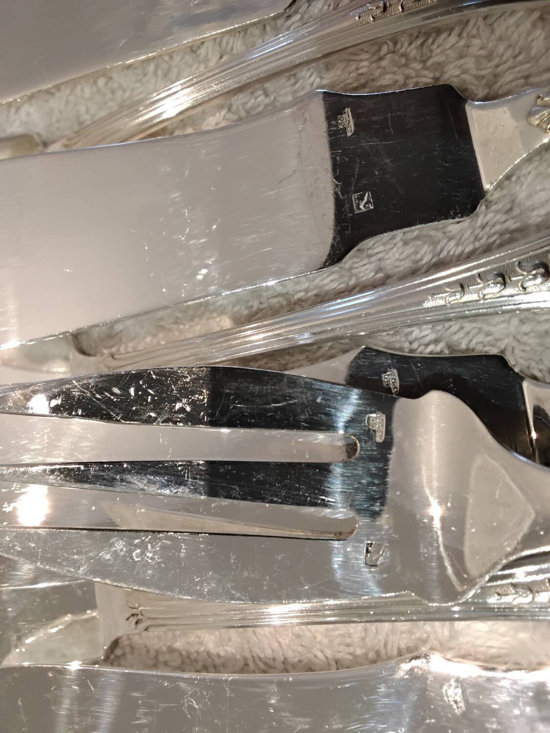 12 forks and 12 fish knives, silver-plated metal, Apollo Empire