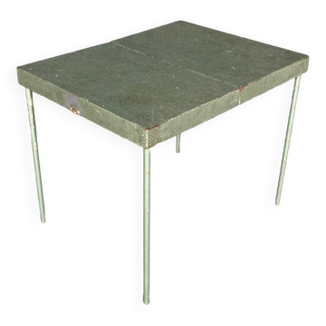 Table ou console en métal perforé