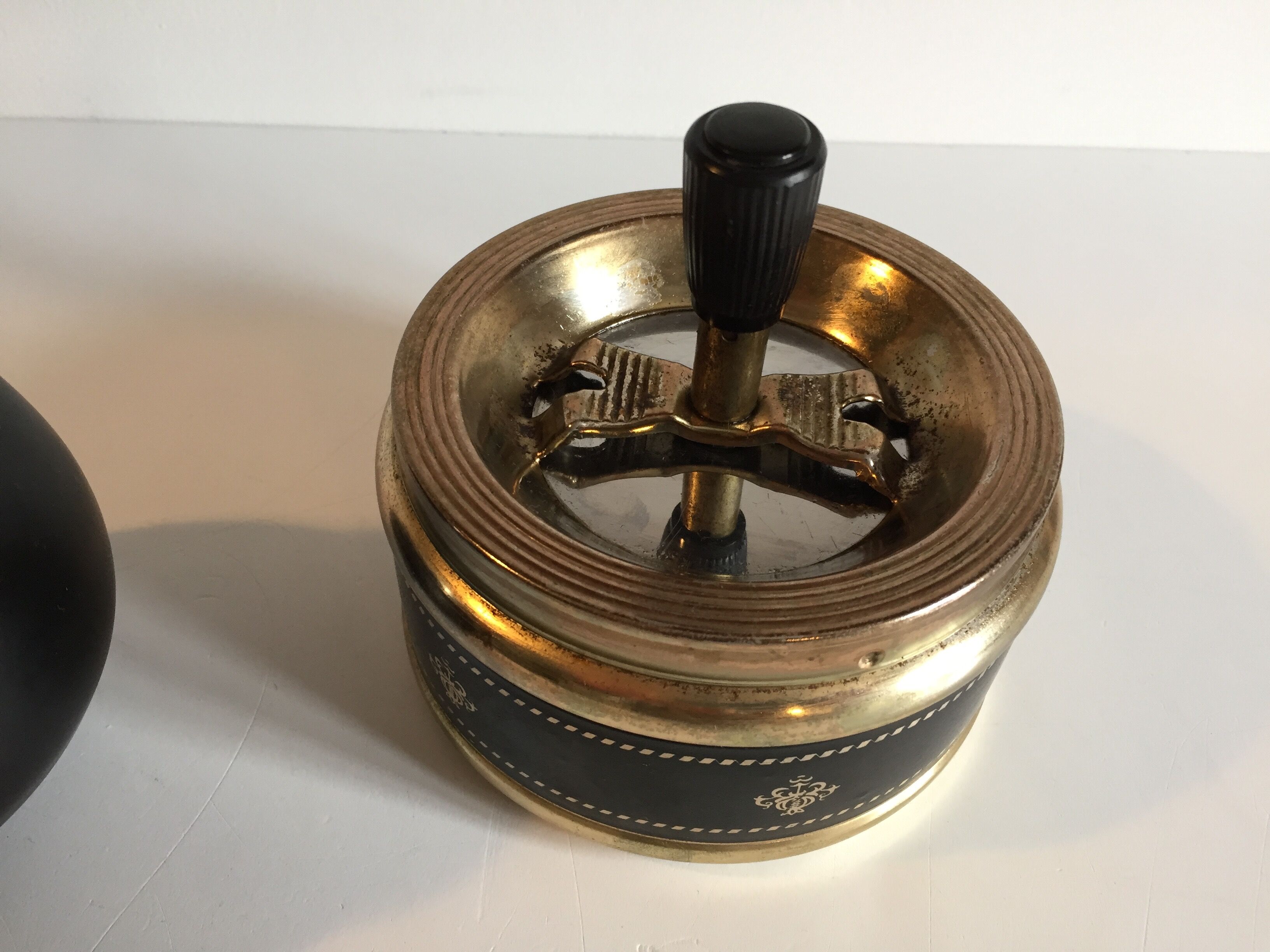 Set of 2 vintage mechanical ashtrays