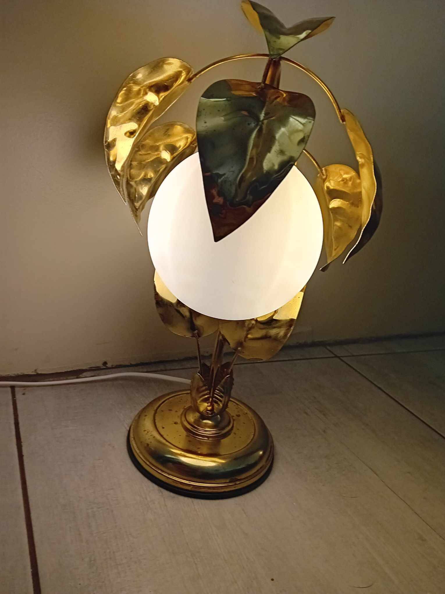 70's Holywood Regency table lamp