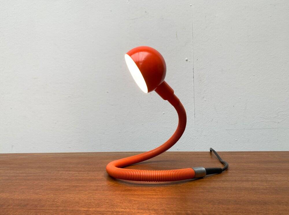 Vintage Italian Space Age Hebi table lamp by Isao Hosoe for Valenti Luce, 1970s.