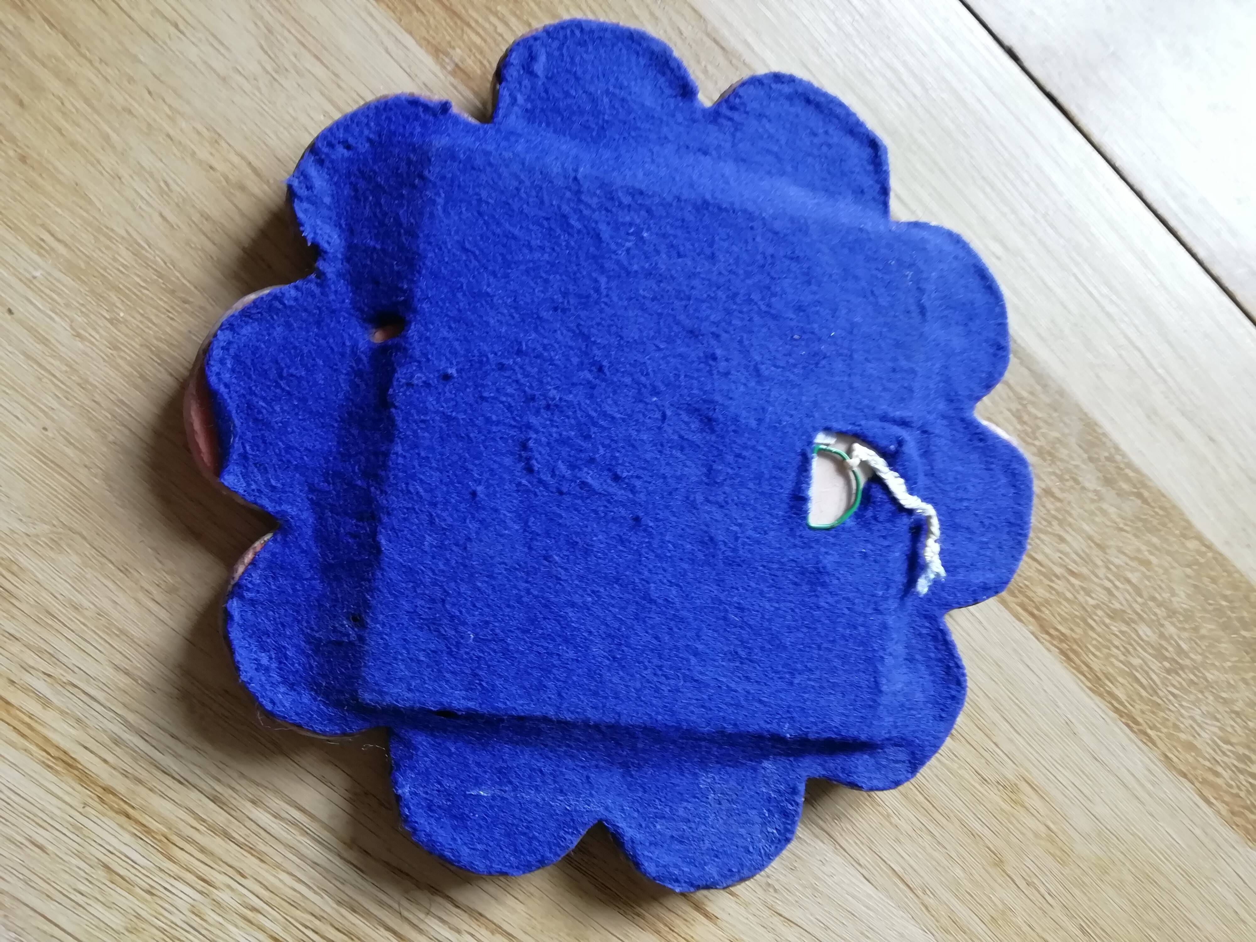 Mirror enamelled ceramic flower 18cm