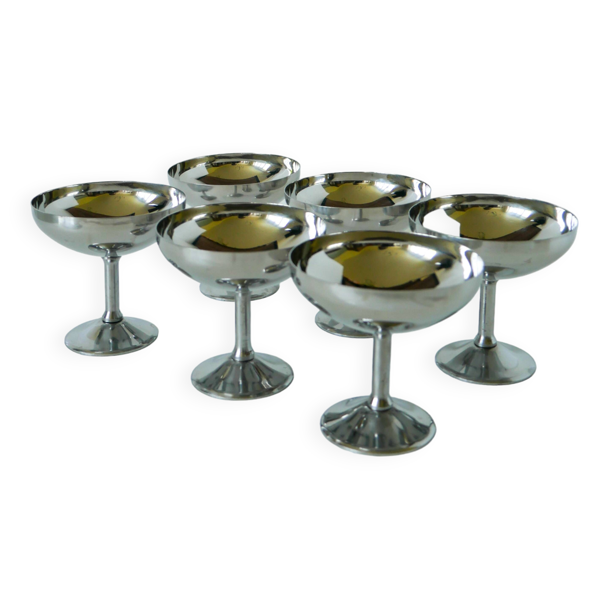 Set of 6 large stainless steel bowls, Tall, Design, 1970, 10 x 10 cm