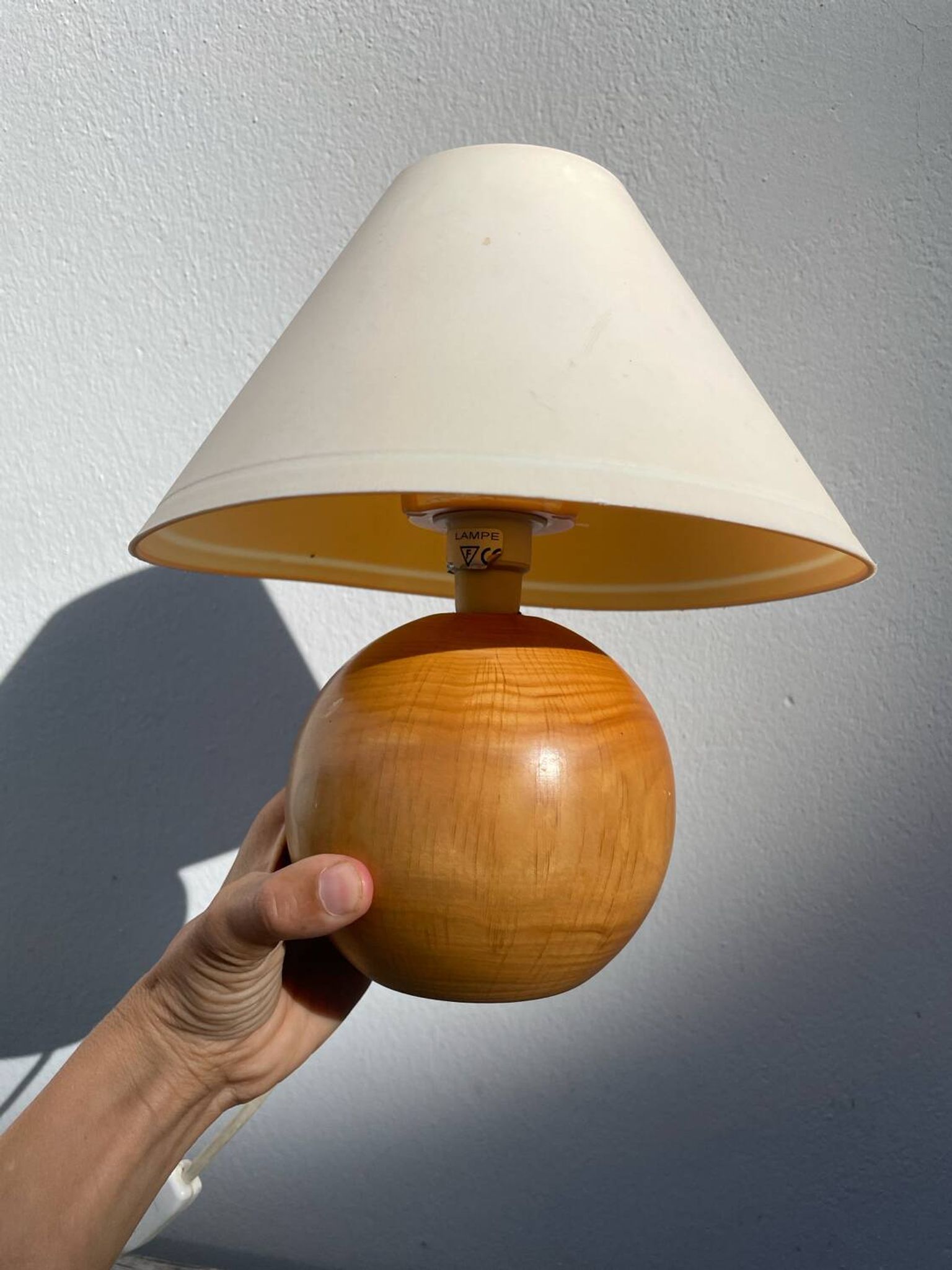 Lampe de chevet en bois tourné boule 1990