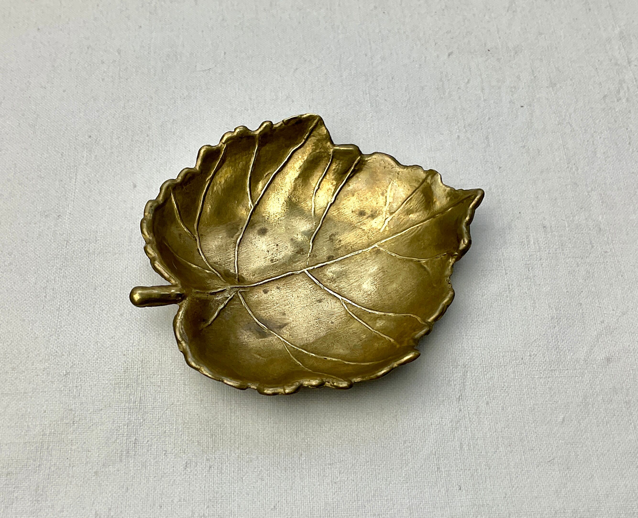 Small brass pocket trays