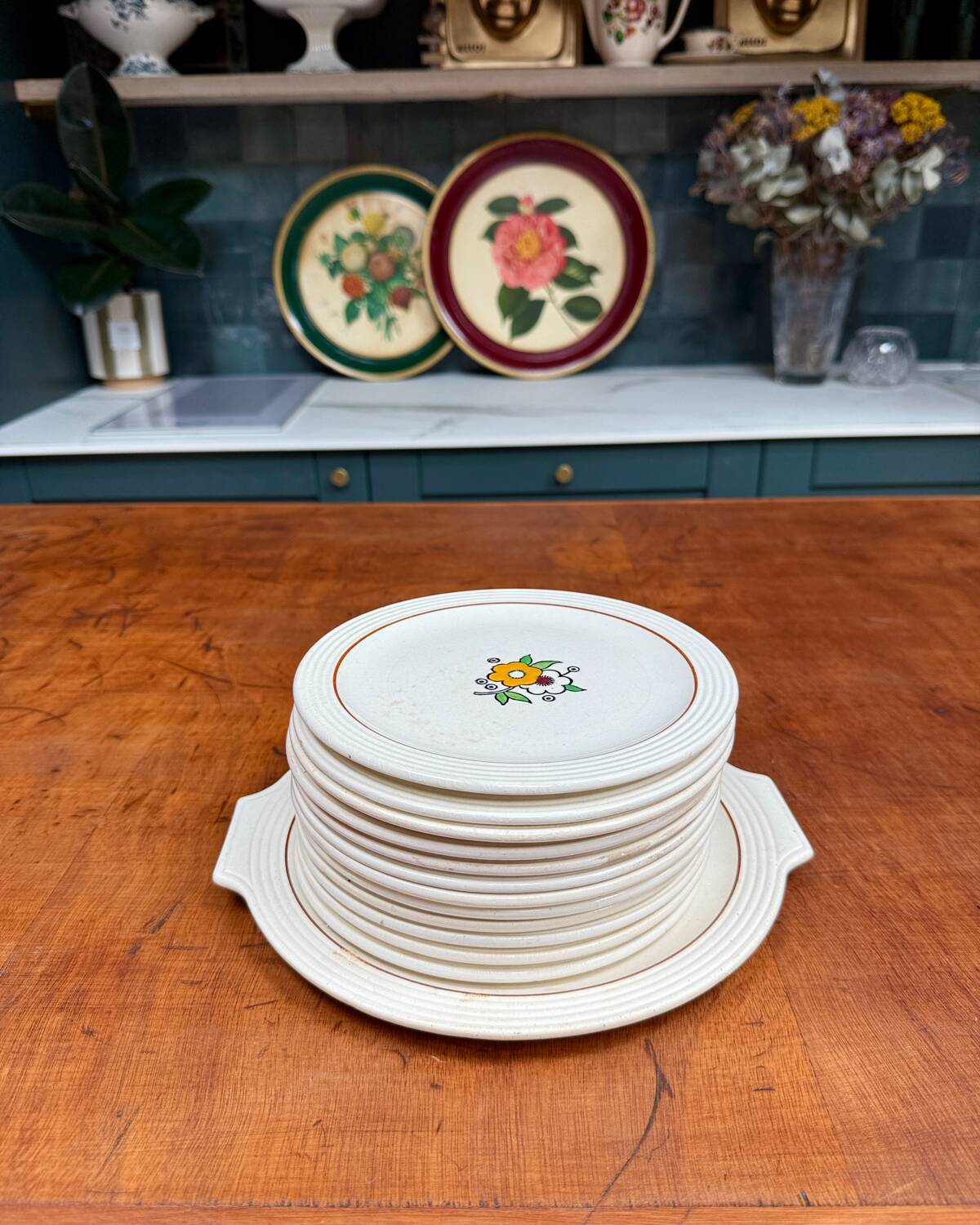 Longwy iron earth dessert service