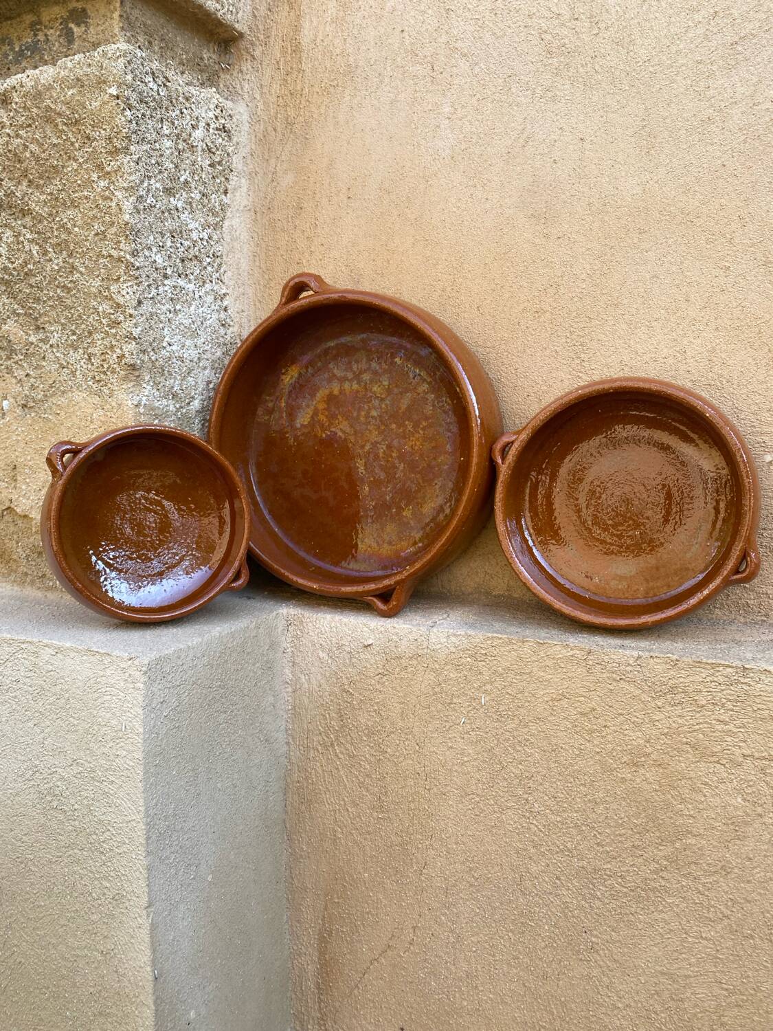 Ensemble de 3 plats en terre cuite