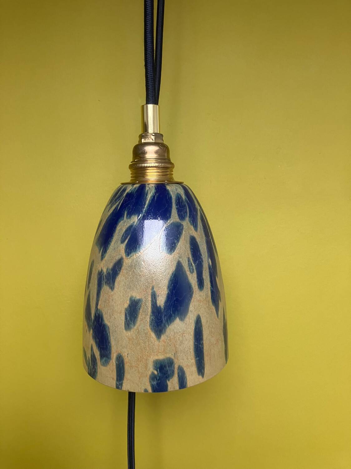 Paire de lampes baladeuses globe pate de verre vintage