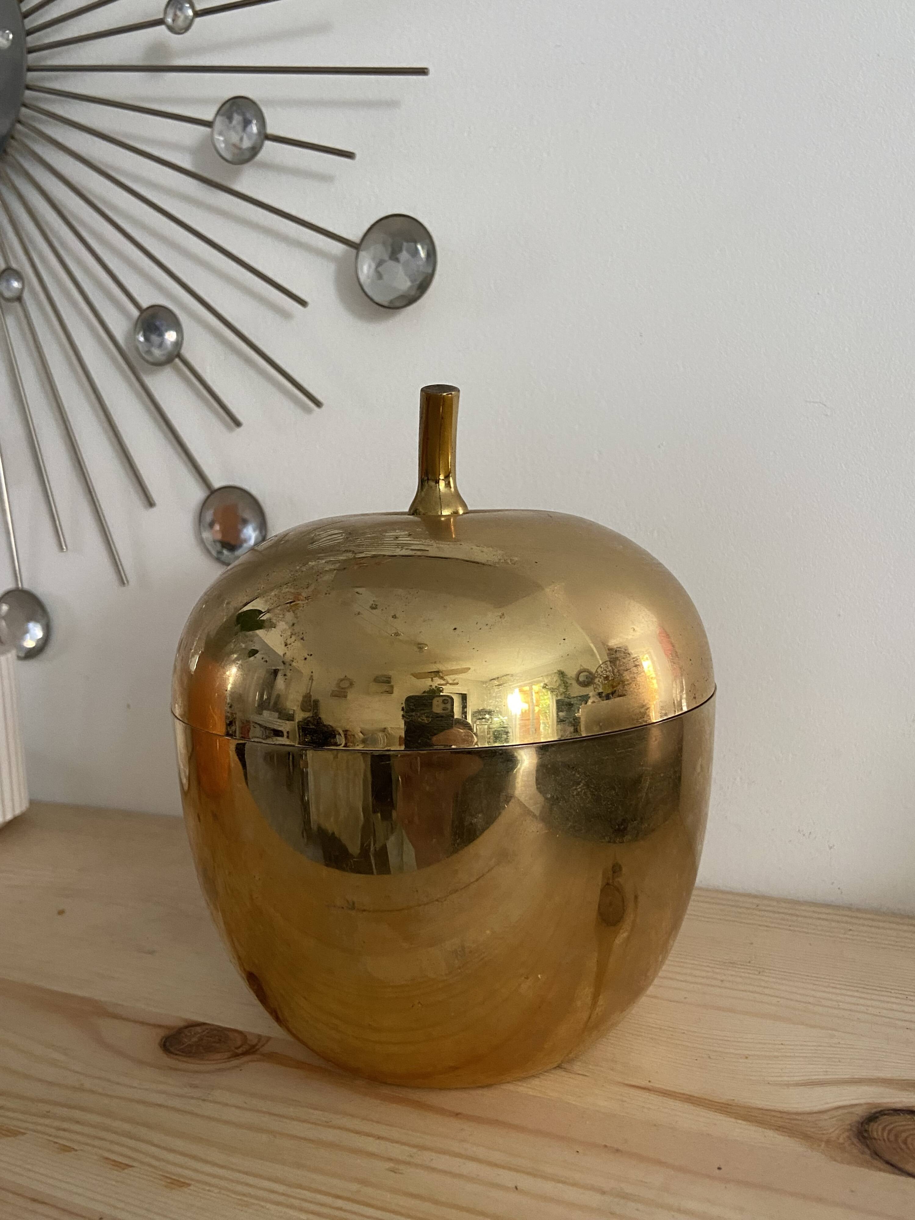 Vintage golden ice cube apple 70