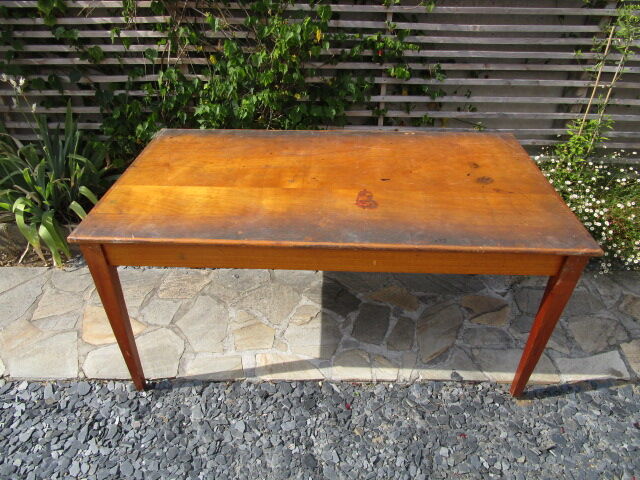 Table administrative