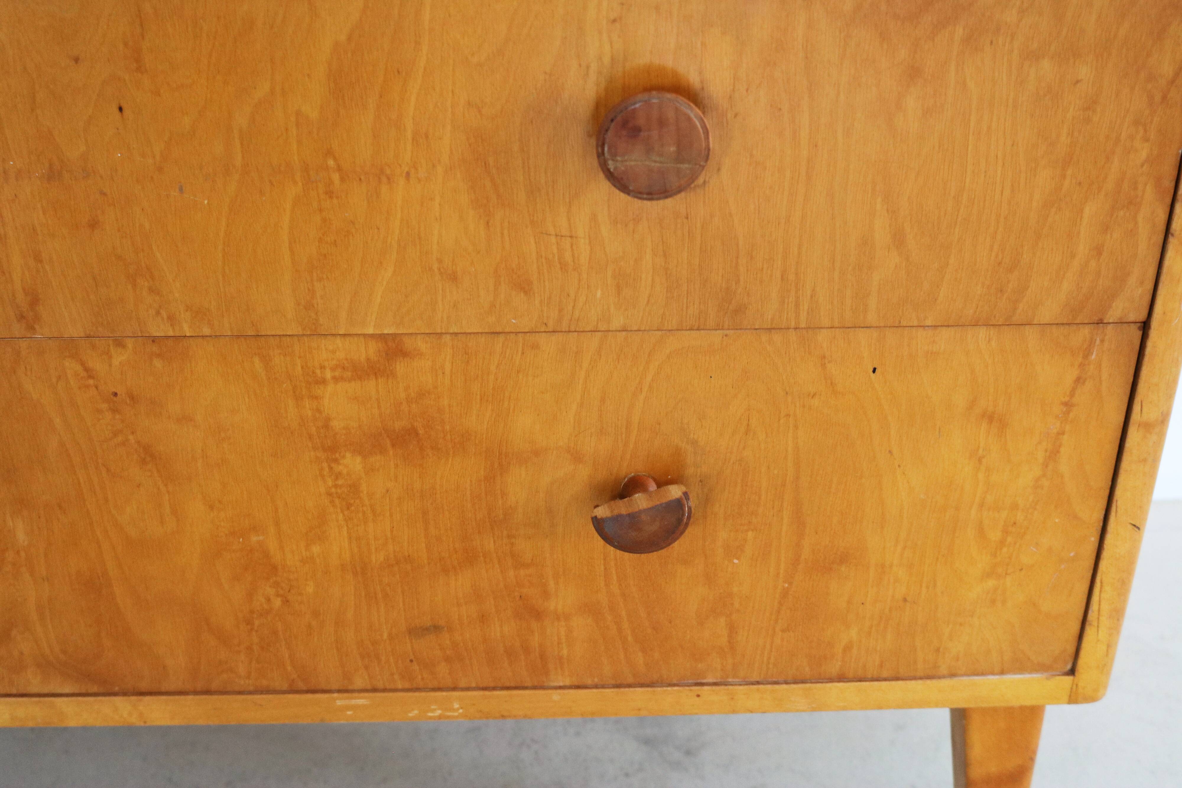 Vintage chest of drawers