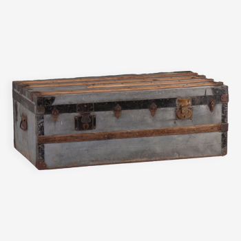 Old military trunk 14-18