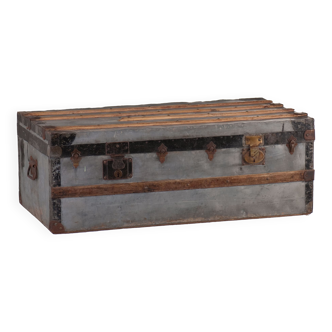 Old military trunk 14-18