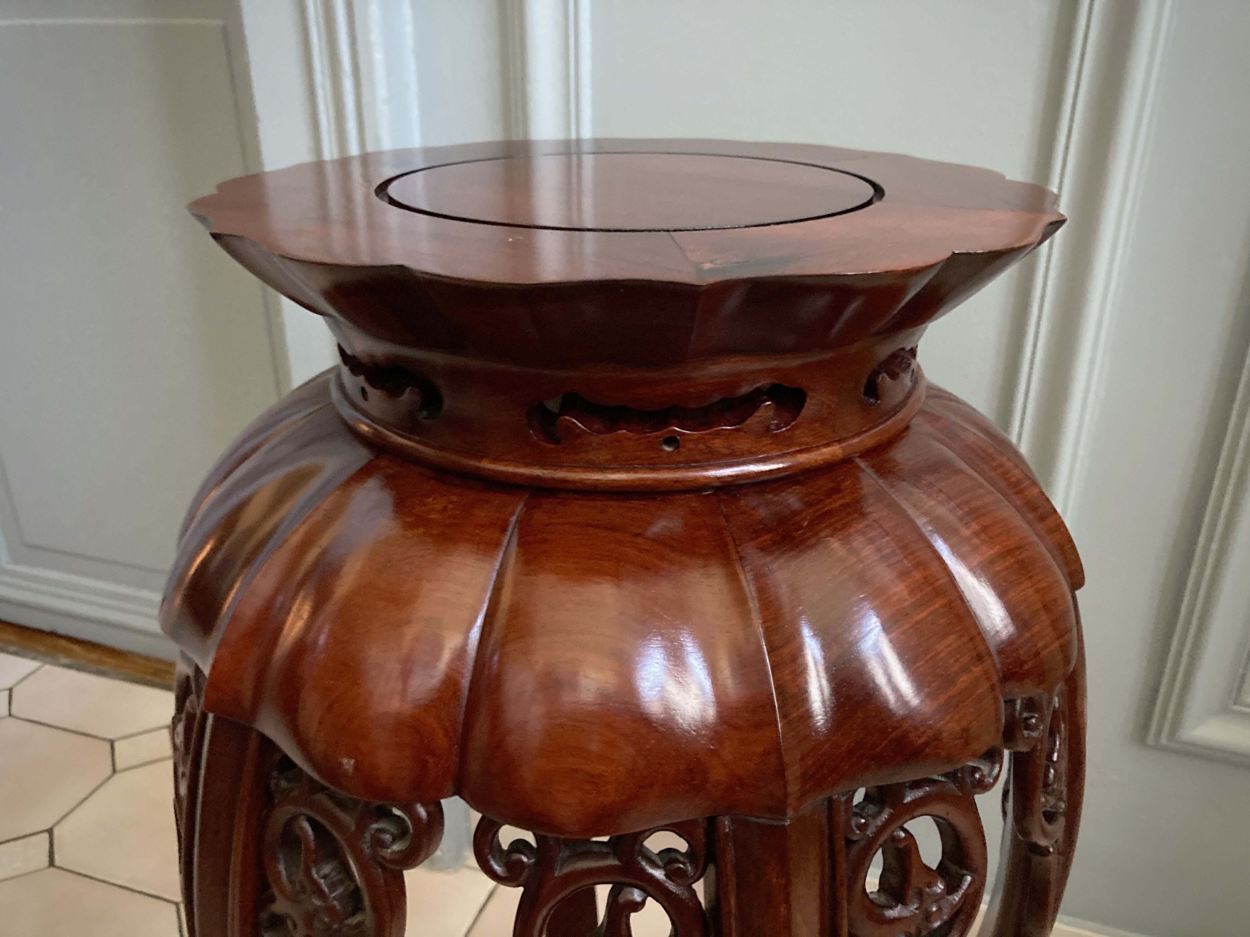 Openwork rosewood gueridon