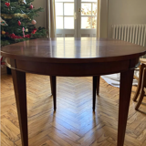 Extendable executive table in cherry wood