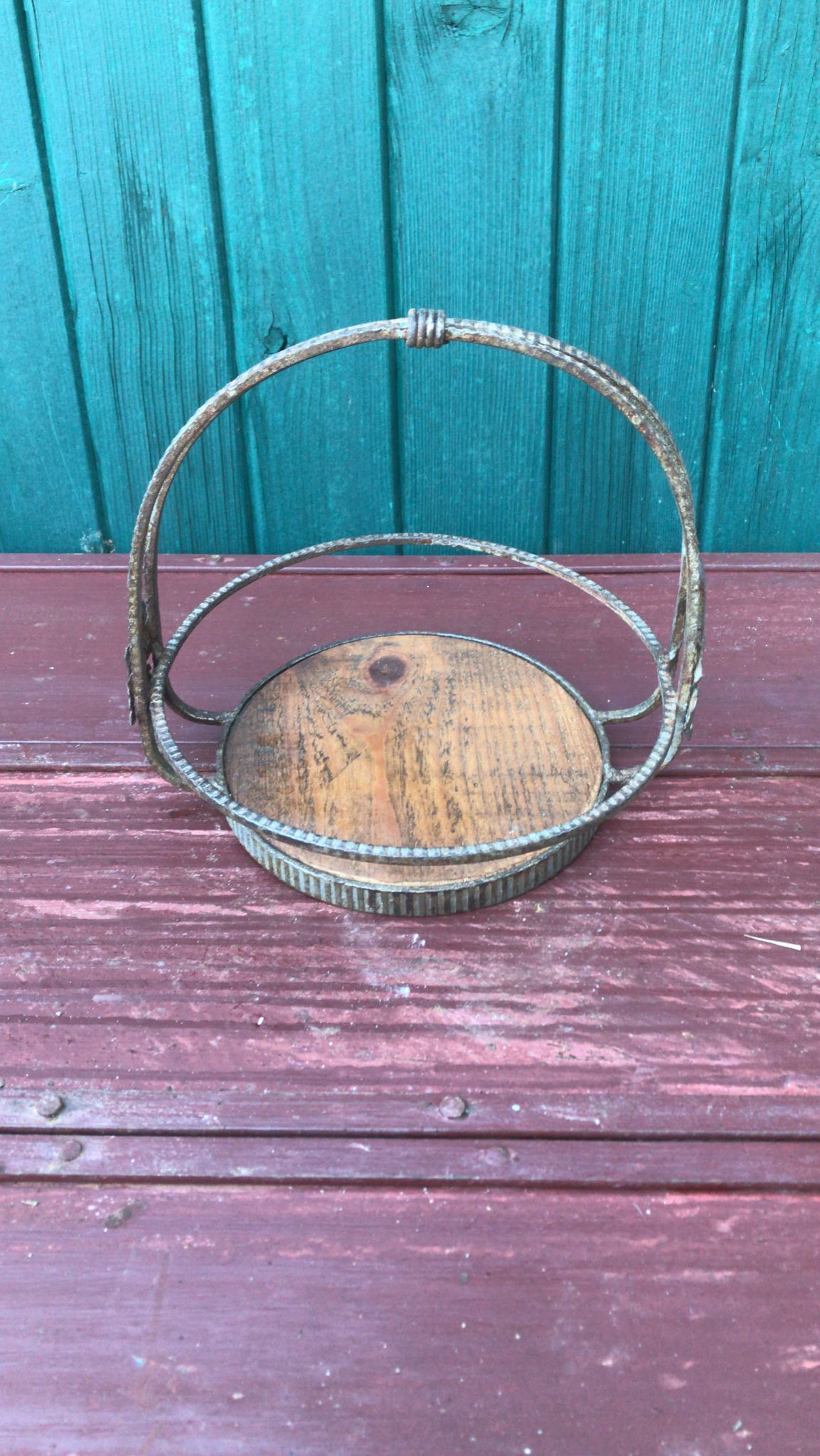 Art deco fruit basket