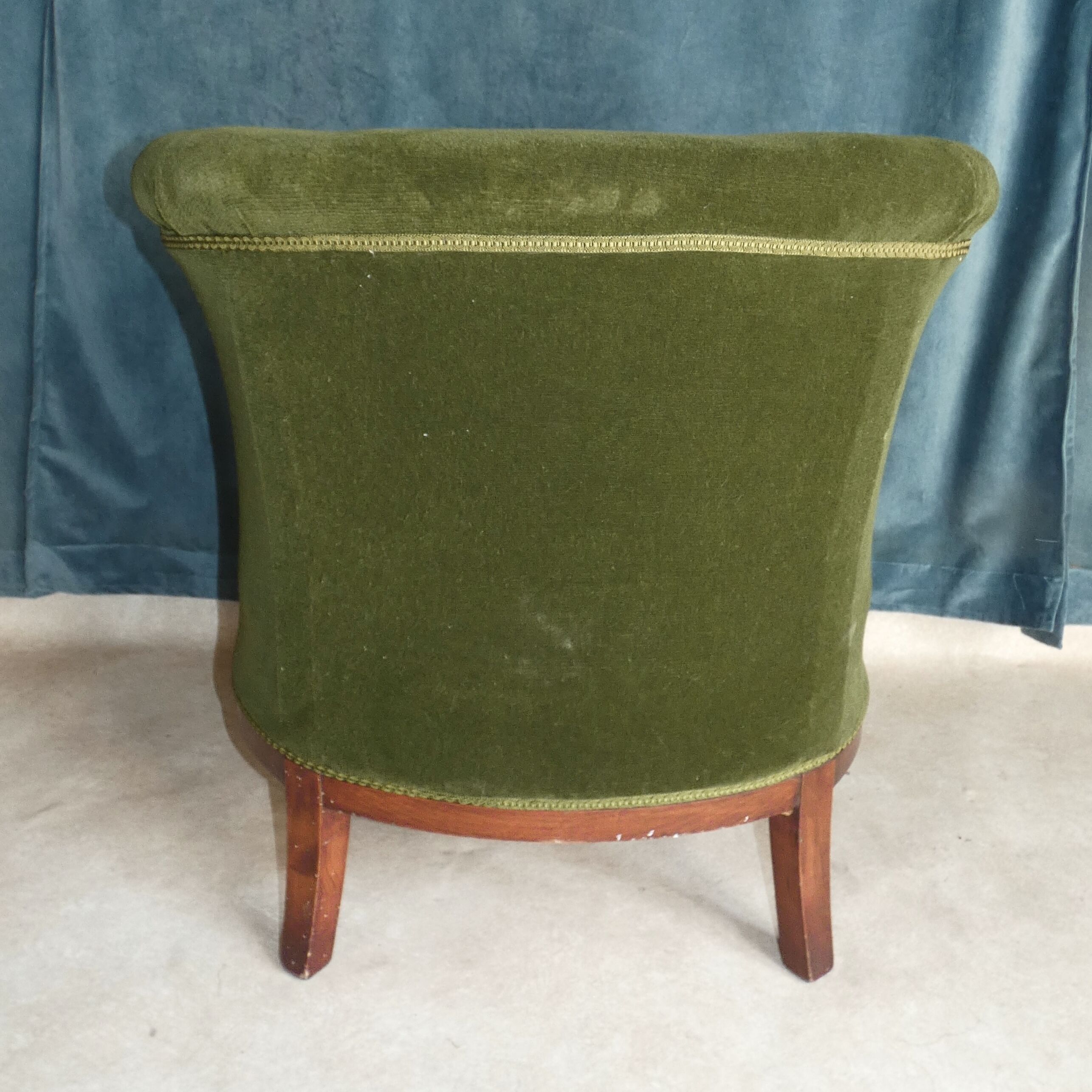 Armchair Art Deco wood and green velvet 1930