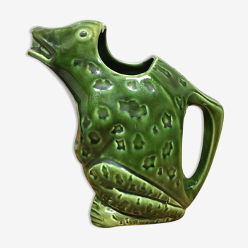 Pitcher frog the heir guyot