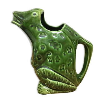 Pitcher frog the heir guyot
