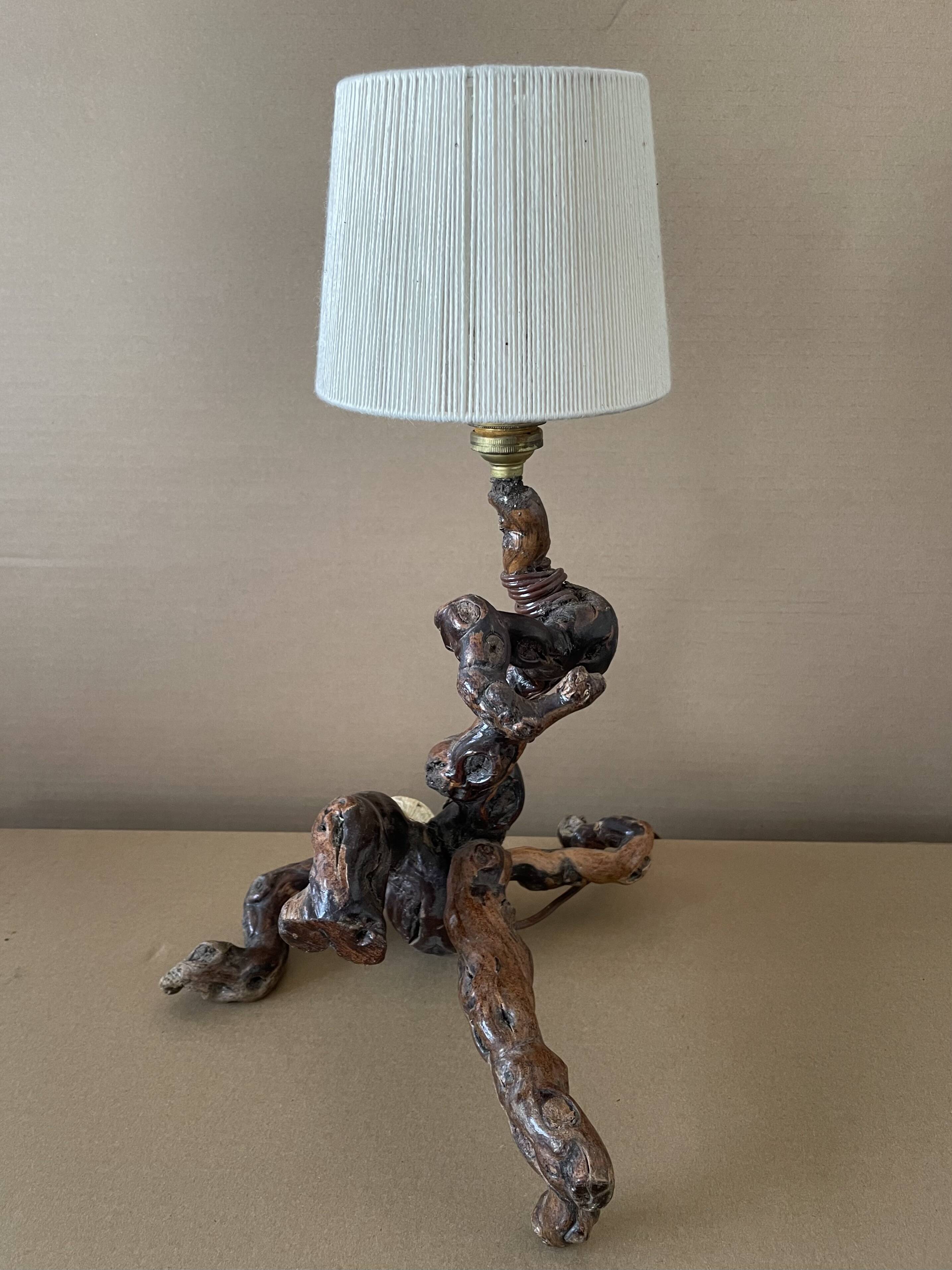 Vine table lamp