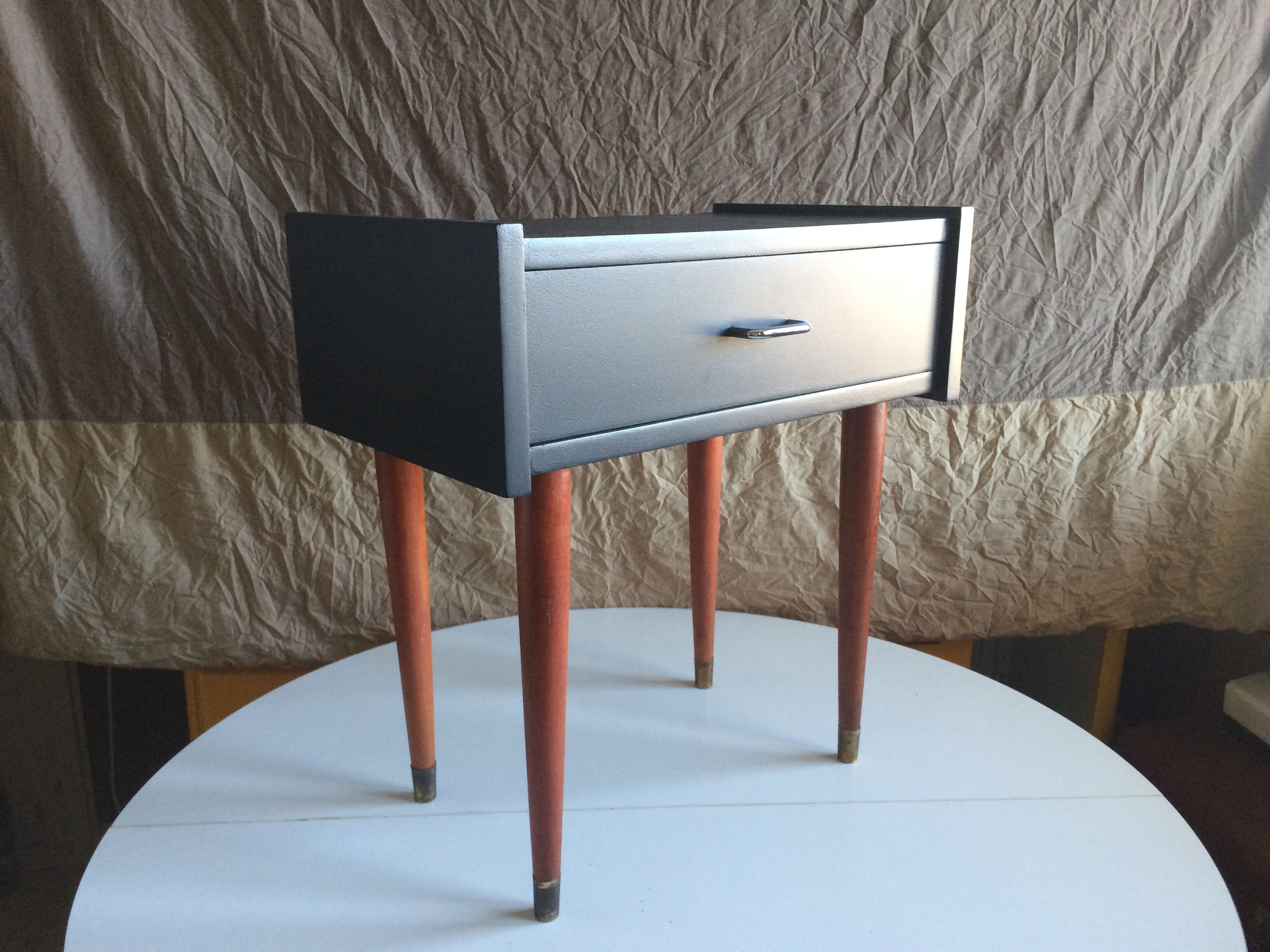 French vintage bedside revisited in black mast 60