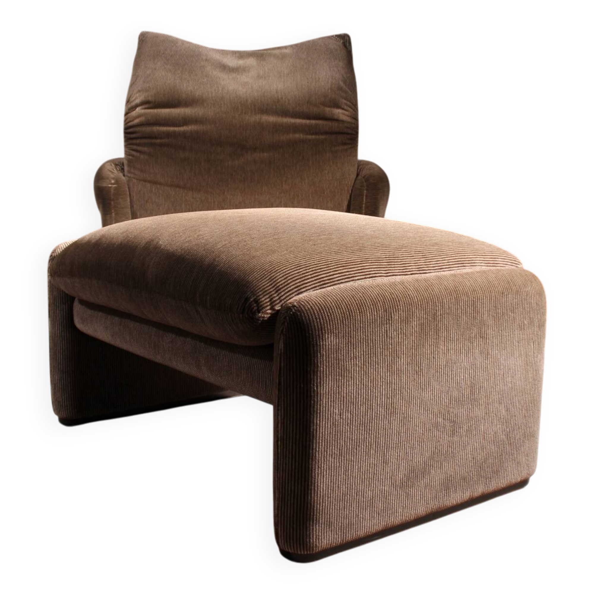 Lounge Chair & Ottoman ‚Maralunga‘ by Vico Magistretti for Cassina