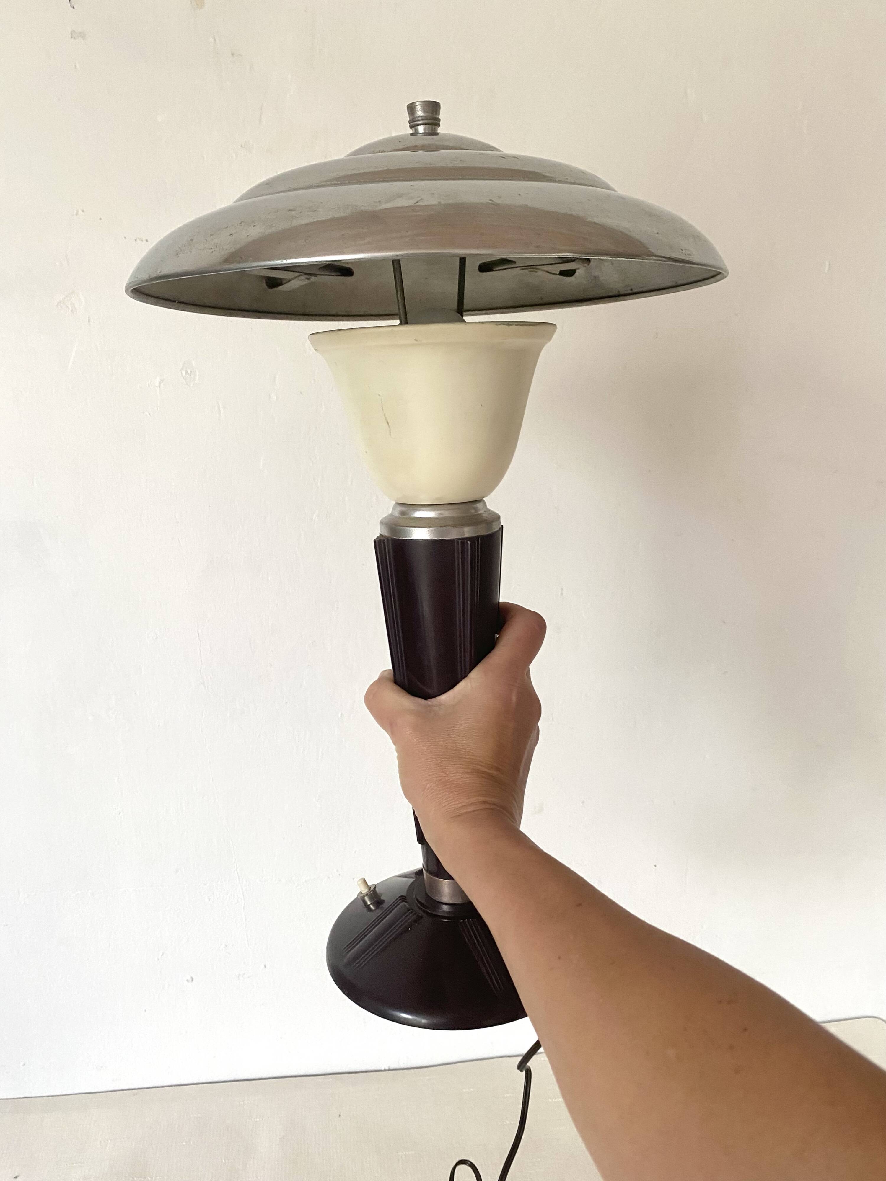 Lampe champignon art déco en bakélite et chrome