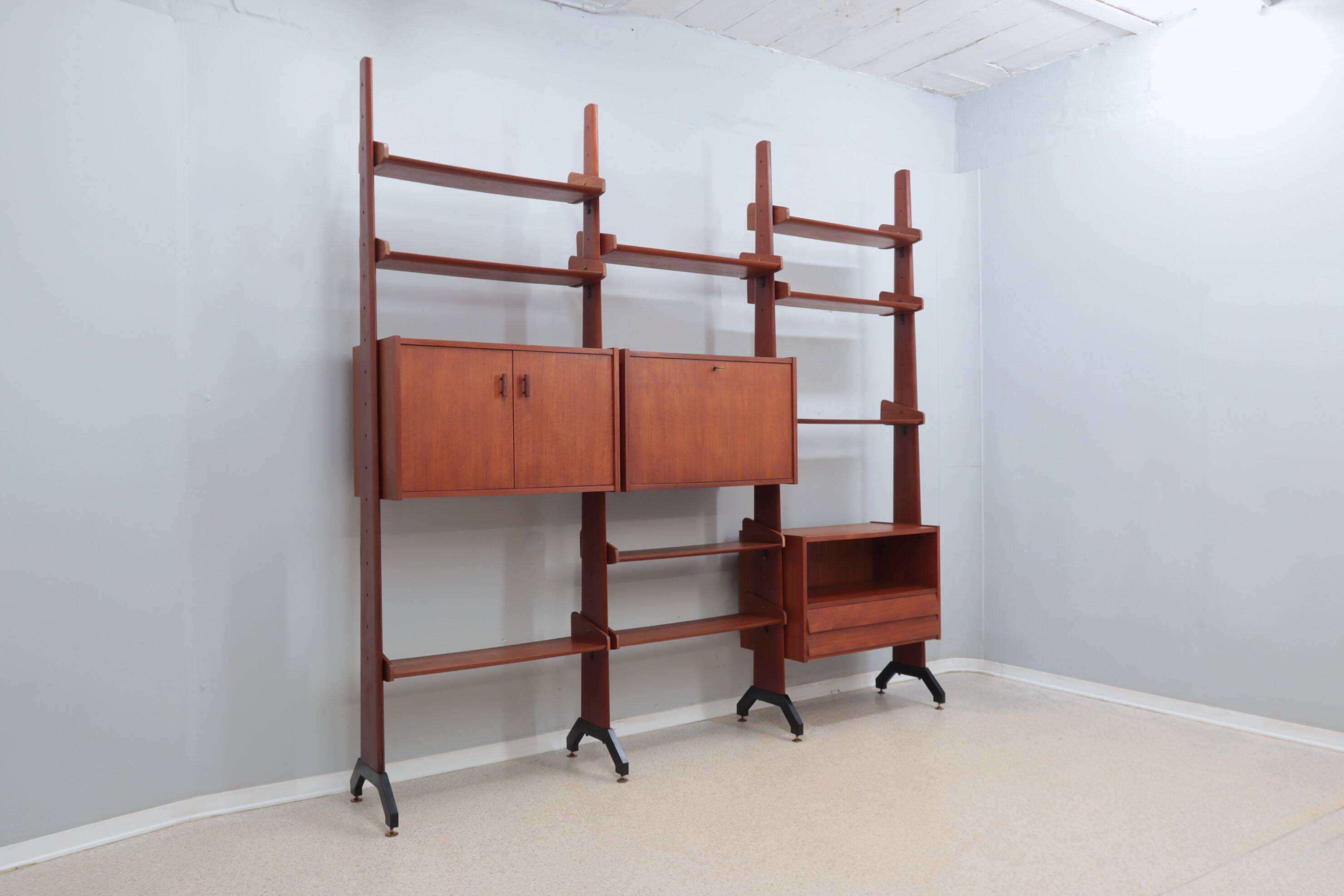 Mid century modular teak bookcase AV Arredamenti 1960s