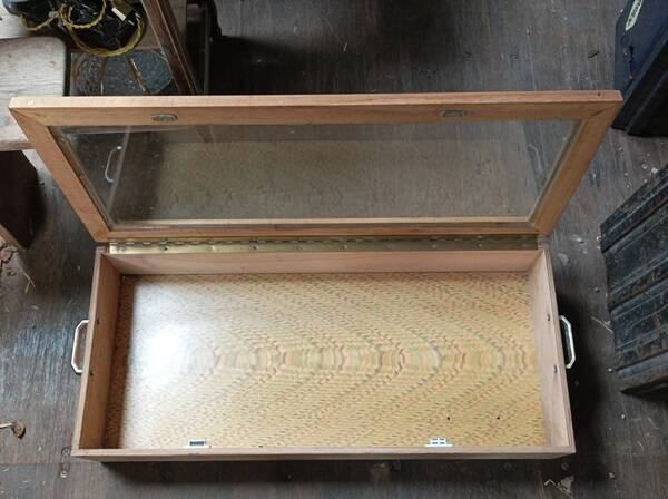 Wooden box Showcase Storage Exhibitor Market Camelot dpc 1123781