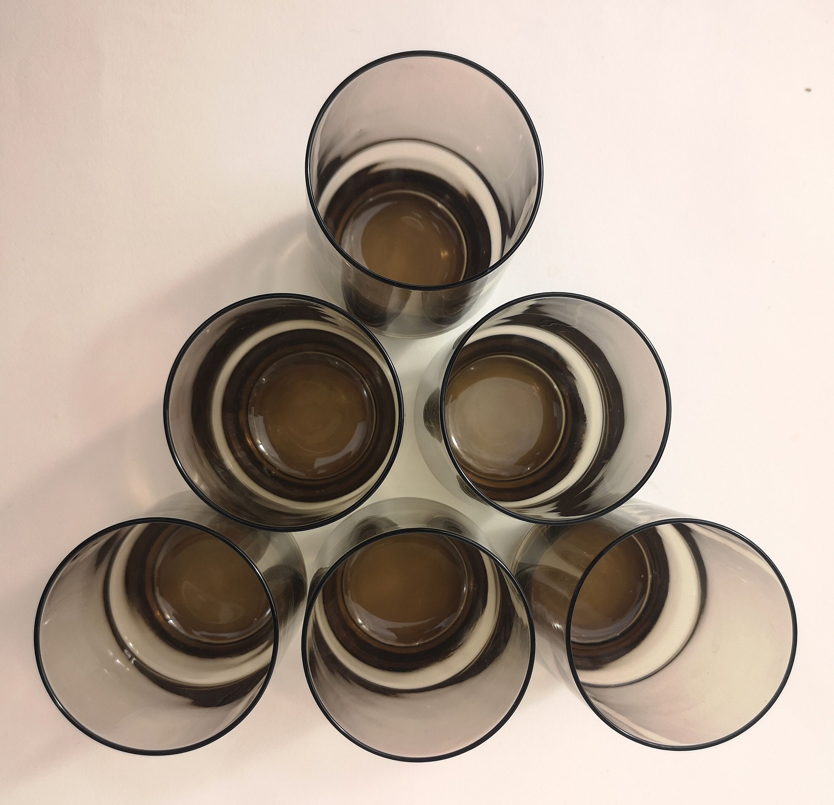 Verres vintages en verre marron fumé