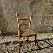 Chaise paillée vintage dorée