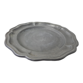 Ancien plat assiette en étain Louis XV