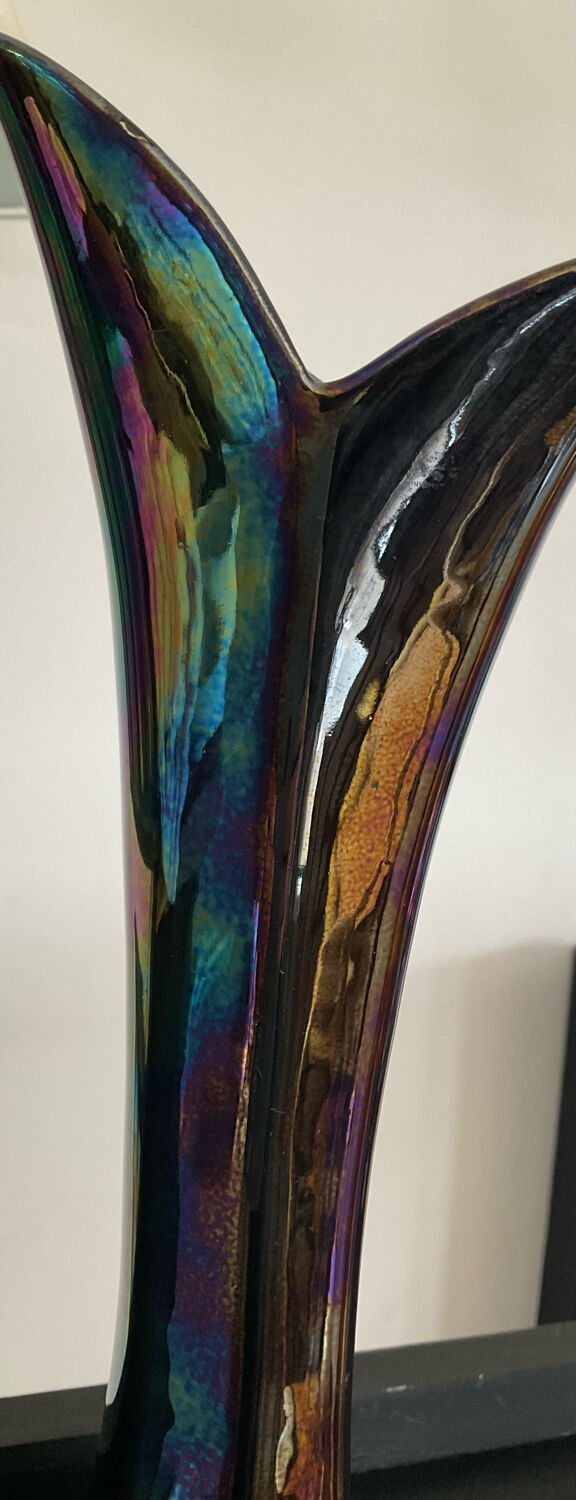 Vintage vase in iridescent ceramic 70s